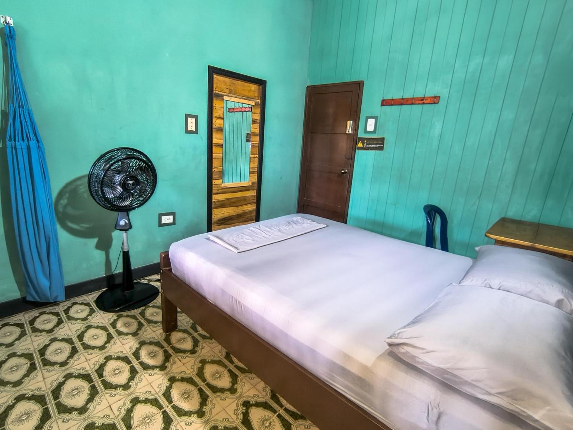 לטיסייה Hostel Casa De Las Palmas Tours מראה חיצוני תמונה
